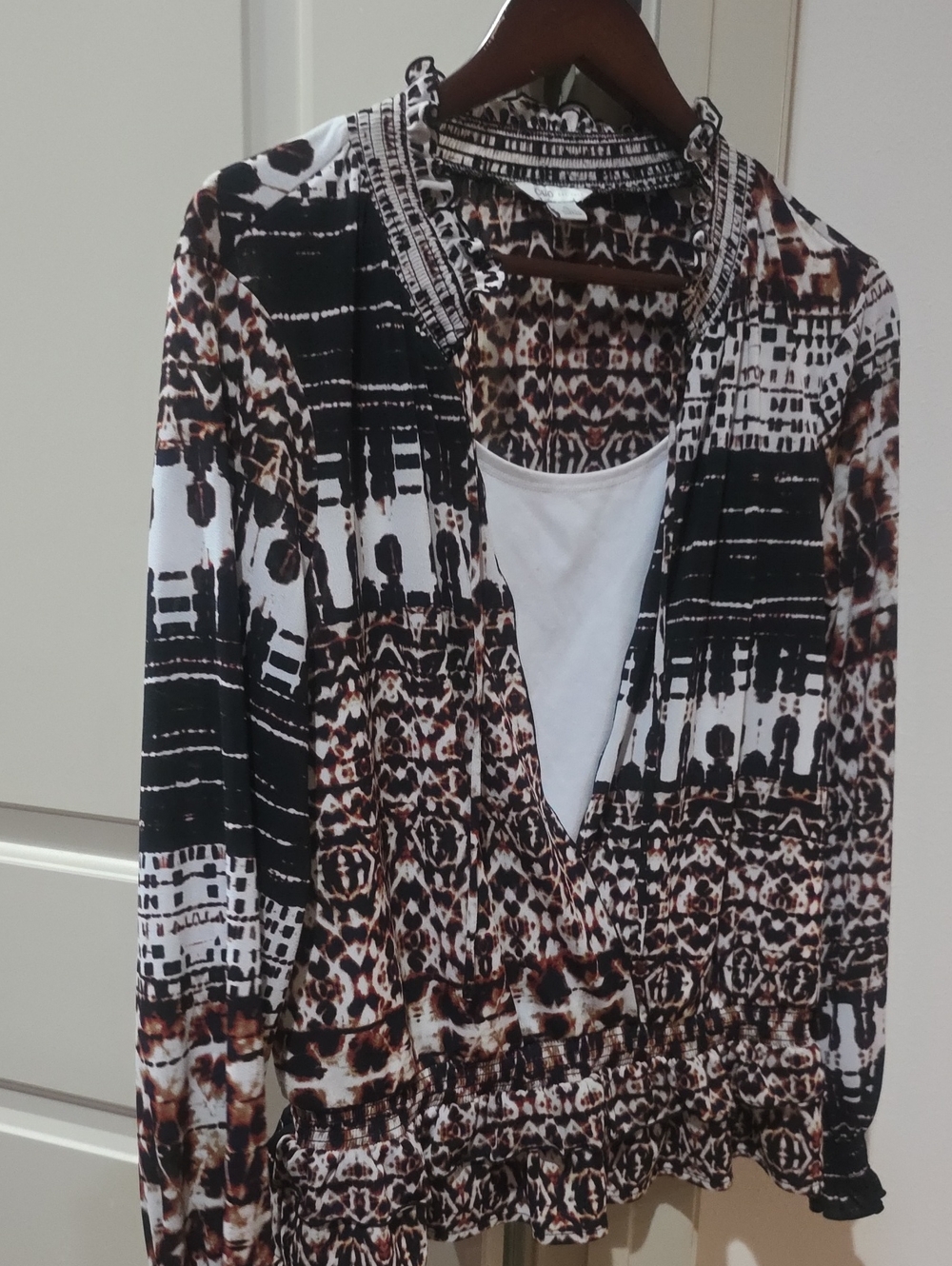 Cato Black, White & Brown Printed Ruffle-Neck Button Down
